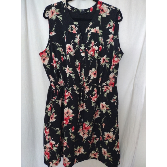 NWOT ORIGINAL by NICOLE MILLER - Picture 1 of 4